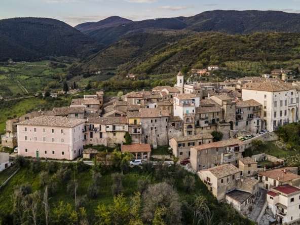 castles in sabina